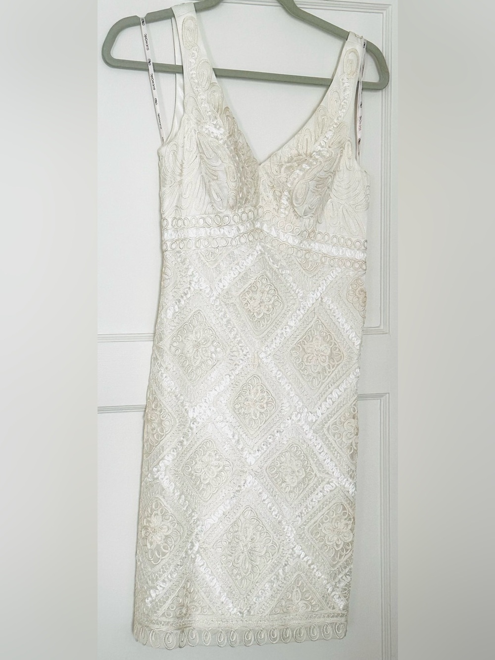 Sue Wong Cocktail Elegant Ivory/White Lace Sheath Mini Dress